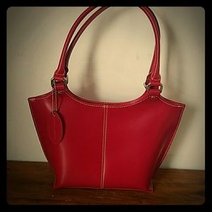 Wilson's Genuine Leather Red Pocketbook Handbag